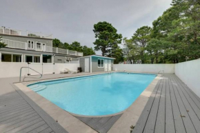 Cape Cod Home w/Ocean View, Roof Top, Pool & Hot Tub